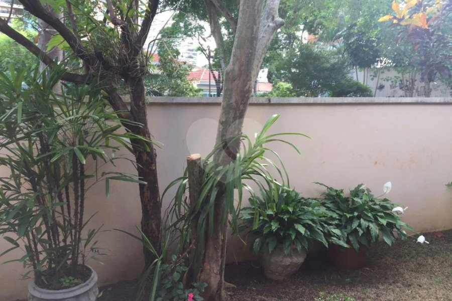 Casa à venda com 3 quartos, sendo 1 suíte, em Santana, São Paulo, SP