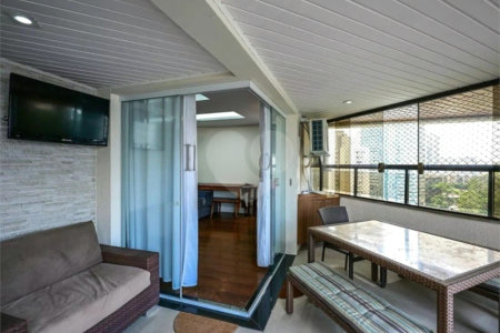 Apartamento à venda com 4 suítes em Vila Andrade, São Paulo, SP