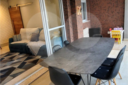 Apartamento à venda com 3 quartos, sendo 1 suíte, no Centro, São Bernardo do Campo, SP