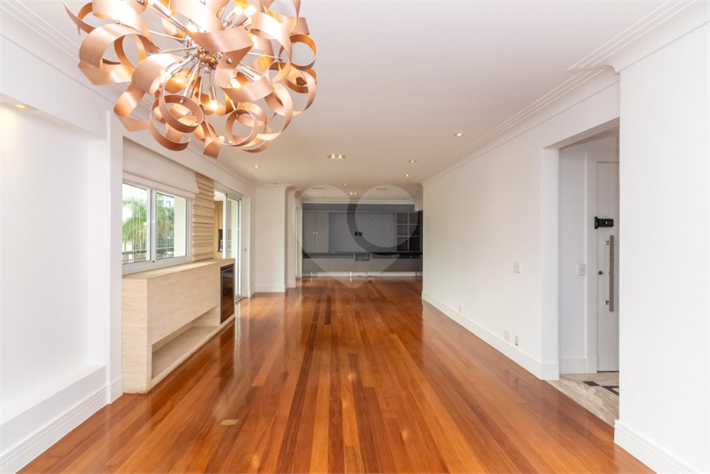 Apartamento à venda com 3 suítes em Alto da Boa Vista, São Paulo, SP