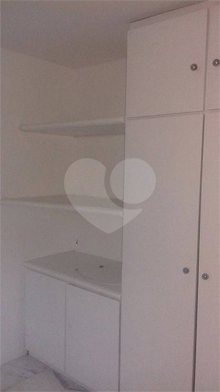 Apartamento à venda com 3 quartos, sendo 1 suíte,  em Jardim Parque Morumbi, São Paulo, SP