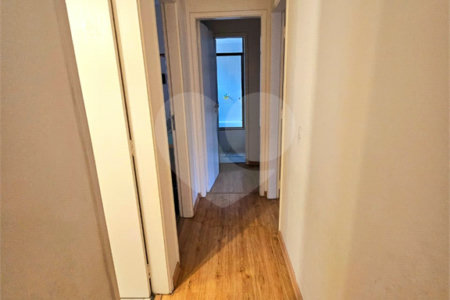 Cobertura à venda com 4 quartos, sendo 2 suítes,  em São Judas, São Paulo, SP