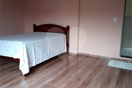 Sobrado à venda com 5 quartos em Jardim Itapuã, Sorocaba, SP