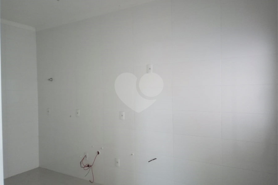 Casa à venda com 3 quartos, sendo 1 suíte, no condomínio Residencial Vila Primavera (zona Norte), São Paulo - SP