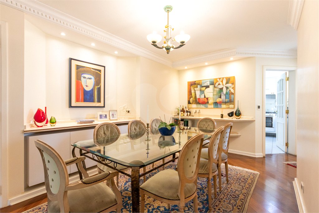 Apartamento à venda com 4 quartos, sendo 2 suítes, em Brooklin, São Paulo, SP