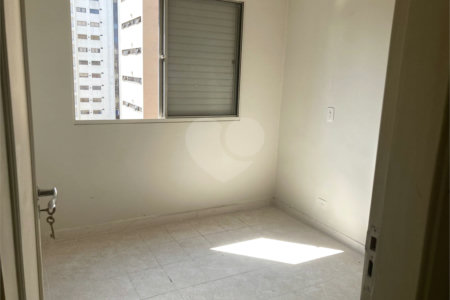 Ótimo apartamento em Moema- Oportunidade!!!