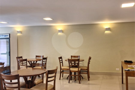 Apartamento à venda com 3 quartos, sendo 1 suíte, em Vila Paulicéia, São Paulo, SP