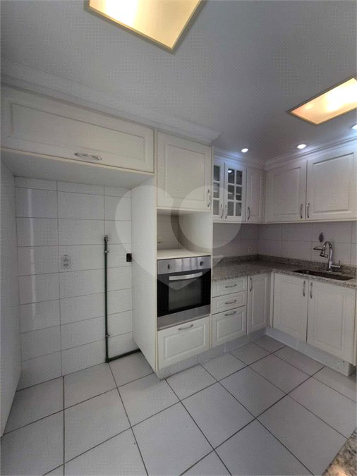 Apartamento para alugar com 3 quartos, sendo 2 suítes, em Brooklin Paulista, São Paulo, SP