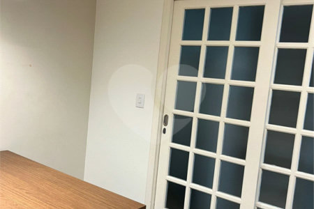 Casa à venda com 2 suítes no condomínio Recanto dos Ipes, Atibaia - SP