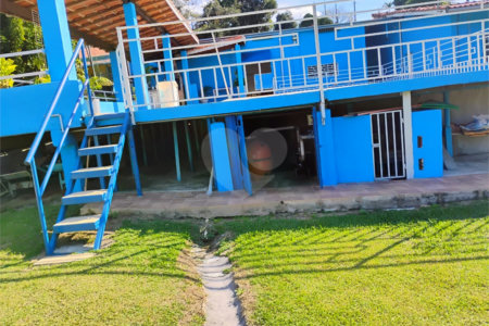 Chácara à venda com 3 quartos, sendo 1 suíte, em Moinho, Nazaré Paulista, SP