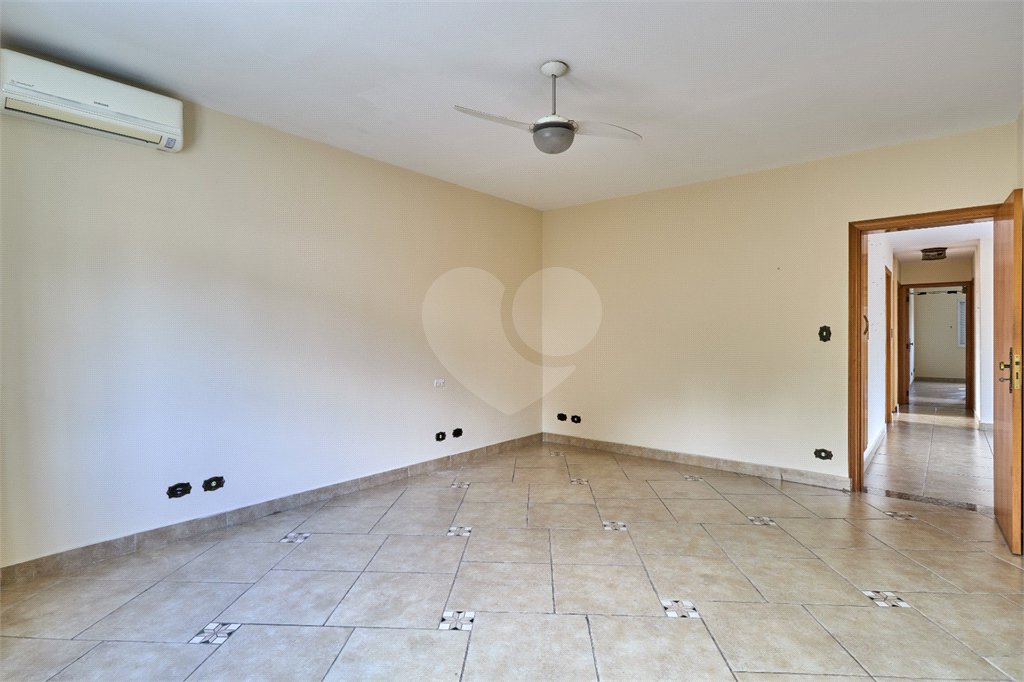 Sobrado à venda com 4 quartos, sendo 1 suíte, em Brooklin Velho, São Paulo, SP