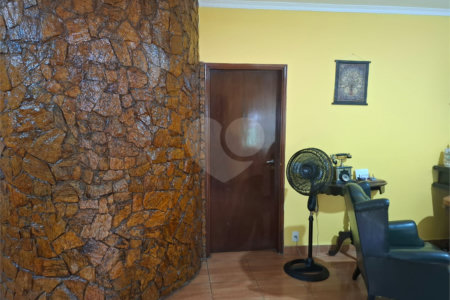 Casa à venda com 4 quartos, sendo 3 suítes,  no Centro, Indaiatuba, SP