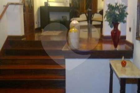 Casa à venda com 5 suítes em Jardim Marajoara, São Paulo, SP