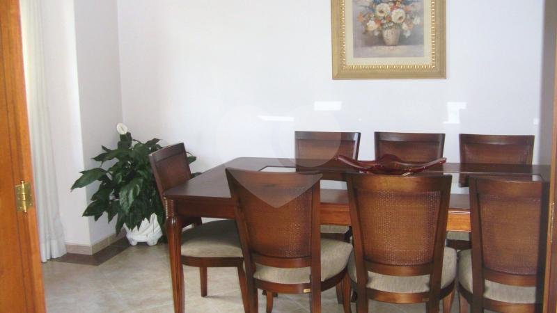 Sobrado à venda com 4 quartos, sendo 2 suítes, em Horto Florestal, São Paulo, SP