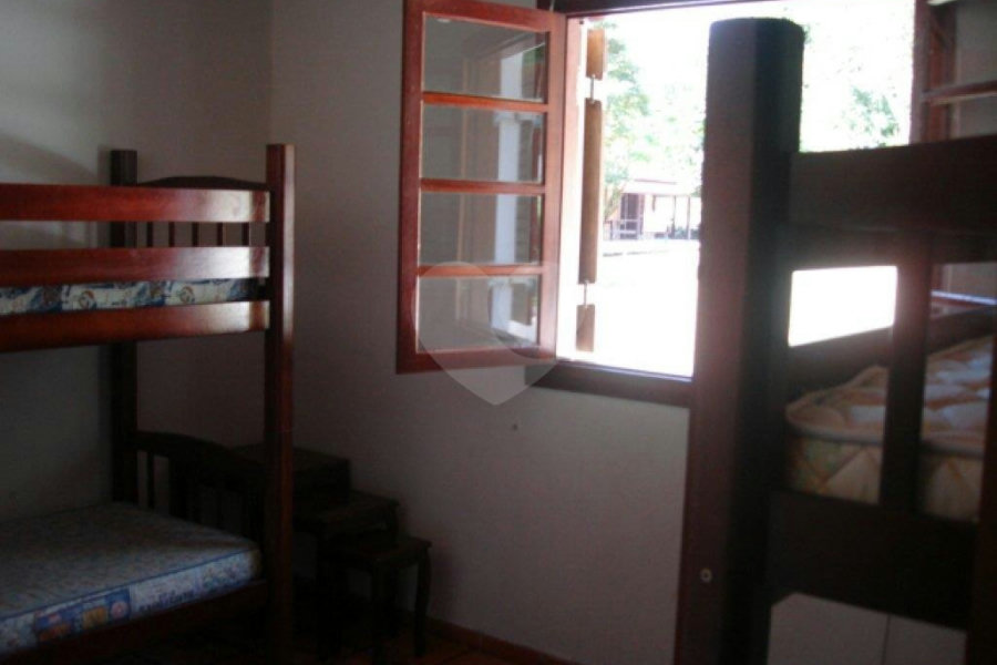 Sítio à venda com 10 quartos em Sítio Arueira, Piracaia, SP