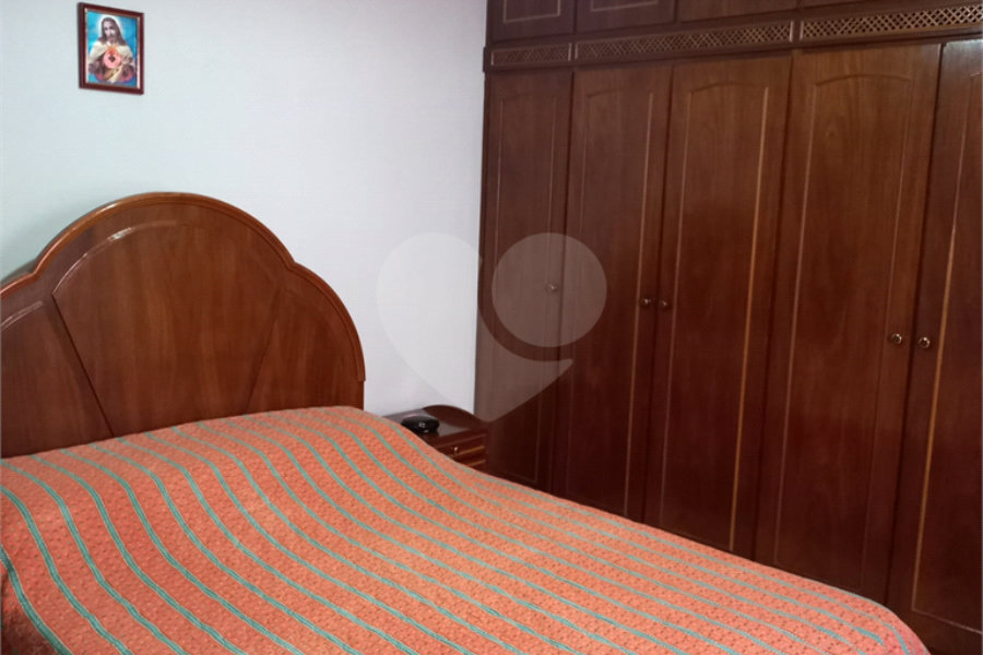 Sobrado à venda com 3 quartos em Tremembé, São Paulo, SP