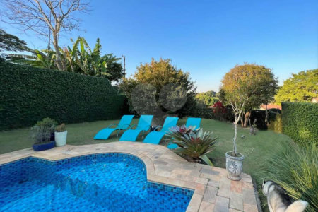 Casa à venda com 4 suítes em Vila Santo Antônio, Cotia, SP