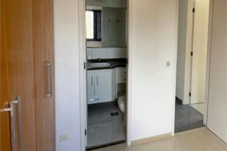 Apartamento à venda com 3 quartos, sendo 1 suíte, em Vila Andrade, São Paulo, SP