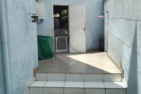 Sobrado à venda com 3 suítes em Vila Marari, São Paulo, SP