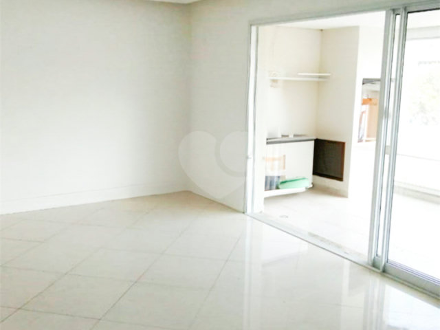 Apartamento à venda com 3 quartos, sendo 1 suíte,  em Mandaqui, São Paulo, SP