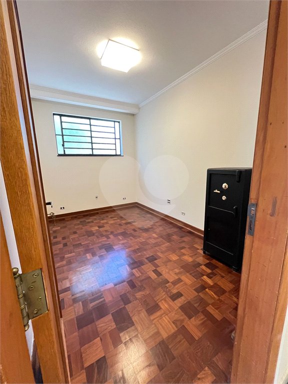 Sobrado à venda com 4 quartos, sendo 1 suíte, em Santana, São Paulo, SP