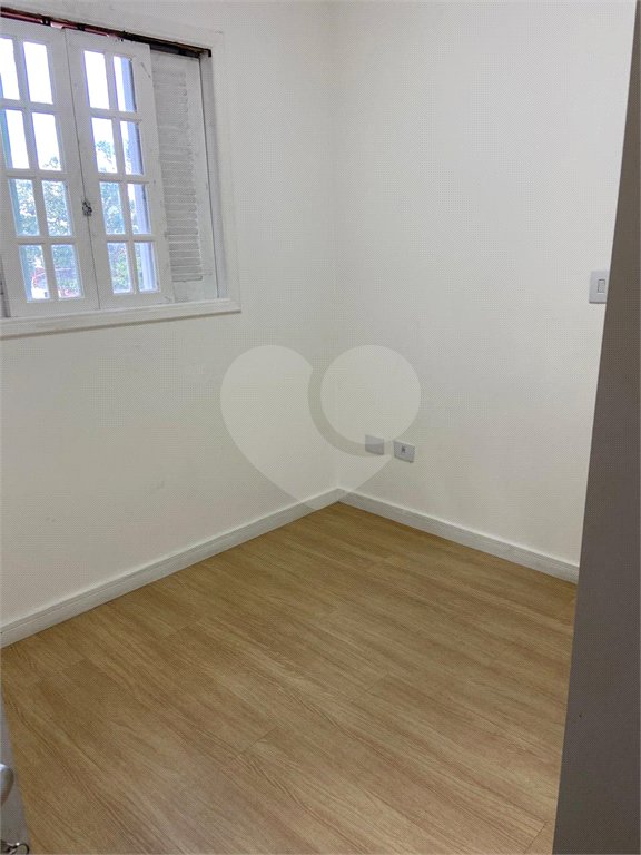 Casa de Vila à venda com 2 quartos, sendo 1 suíte,  em Silveira, Santo André, SP