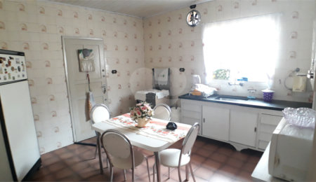 Casa Térrea à venda com 3 quartos, sendo 1 suíte,  em Carandiru, São Paulo, SP