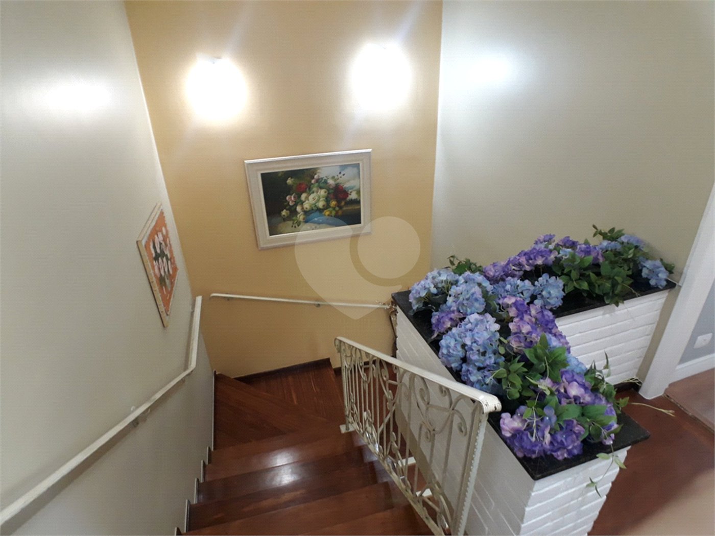 Sobrado à venda com 3 suítes em Horto Florestal, São Paulo, SP