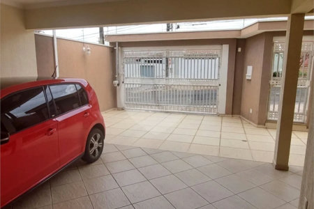 Sobrado à venda com 3 suítes em Jardim Regina, Indaiatuba, SP