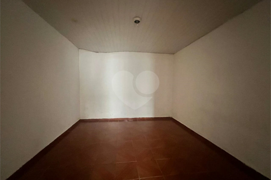 Casa à venda com 2 quartos em Vila Guarani, São Paulo, SP