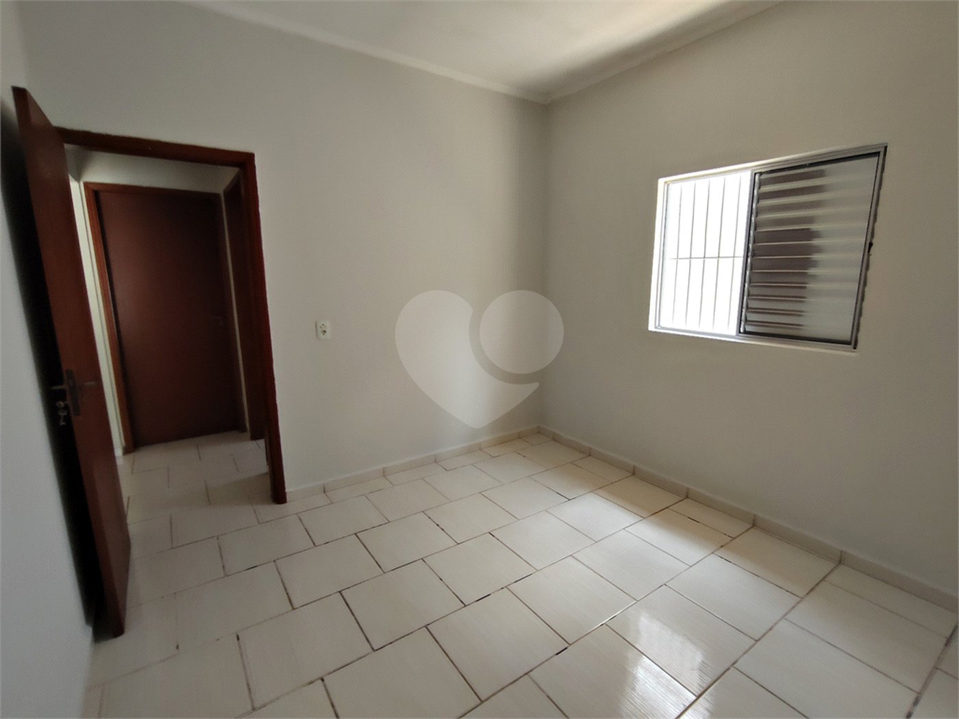 Casa à venda com 2 quartos em Cambuí, Itapetininga, SP