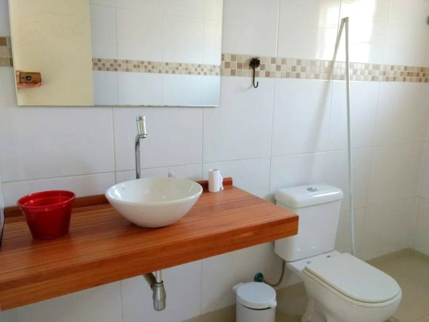 Casa à venda com 3 quartos, sendo 1 suíte, em Jardim Rosa Maria, São Paulo, SP