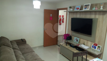 Apartamento à venda com 2 quartos em Parque Fehr, São Carlos, SP