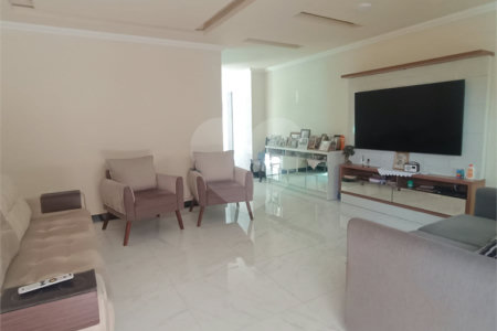 Casa à venda com 3 quartos, sendo 1 suíte,  em São José, Armação dos Búzios, RJ