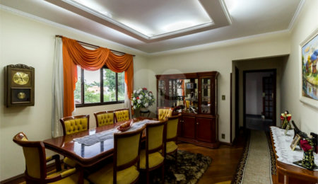 Casa à venda ou para alugar com 5 quartos, sendo 3 suítes,  em Independência, São Bernardo do Campo, SP