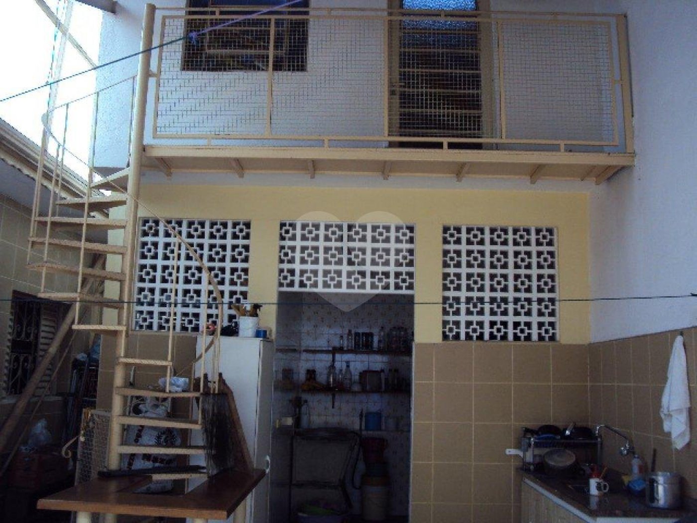 Sobrado à venda com 3 quartos, sendo 1 suíte, em Parque Peruche, São Paulo, SP