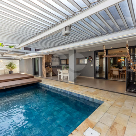 Casa à venda com 3 suítes no condomínio Reserva 8, São Paulo - SP