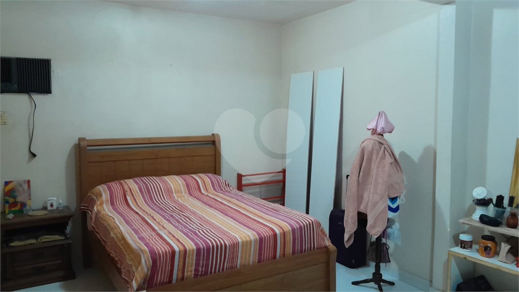 Casa à venda com 3 quartos em Campo Grande, Rio de Janeiro, RJ