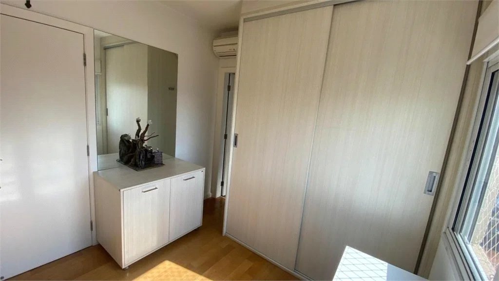 Apartamento à venda com 3 suítes em Vila Romana, São Paulo, SP