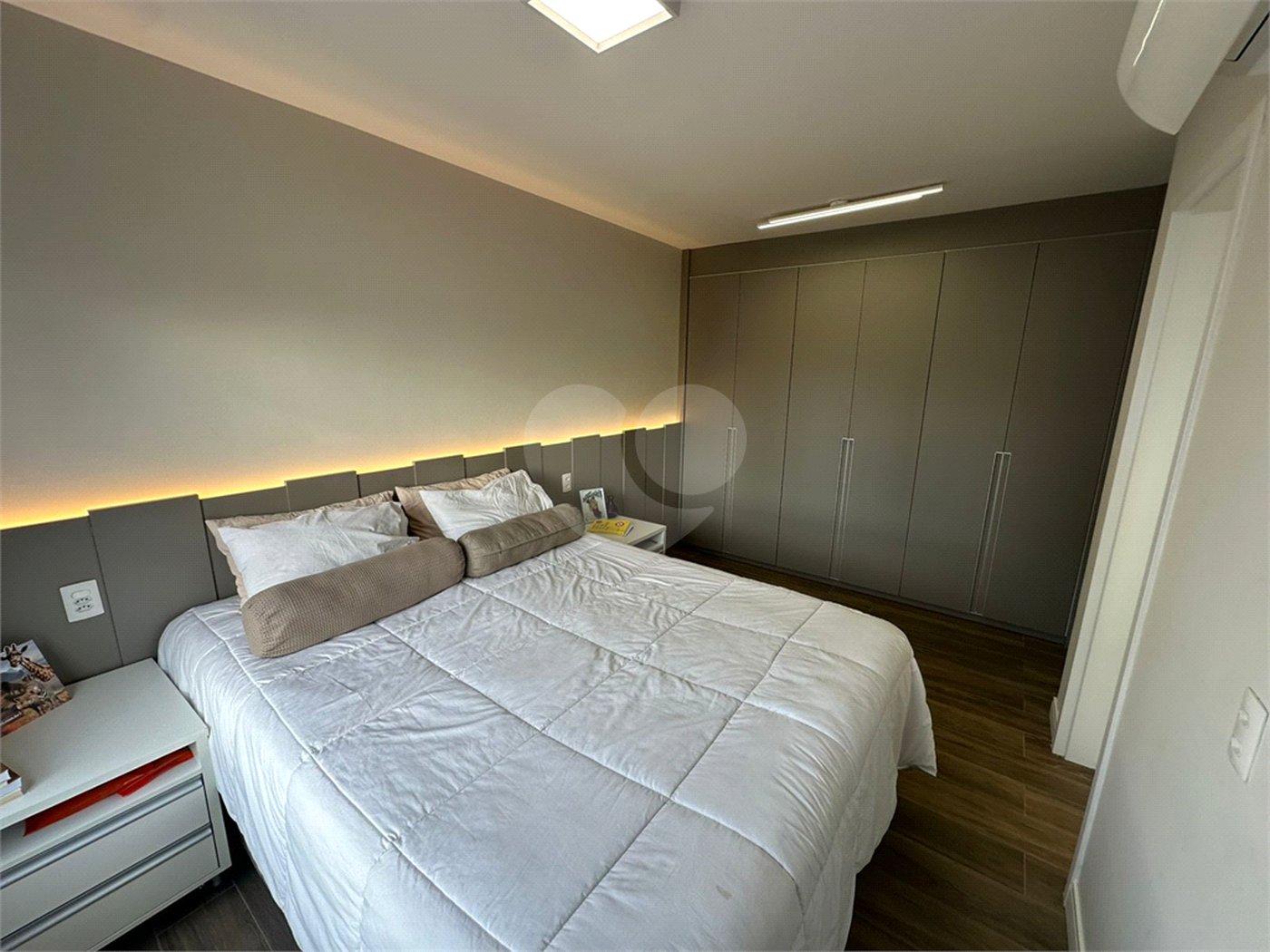 Apartamento à venda com 3 suítes em Vila Romana, São Paulo, SP
