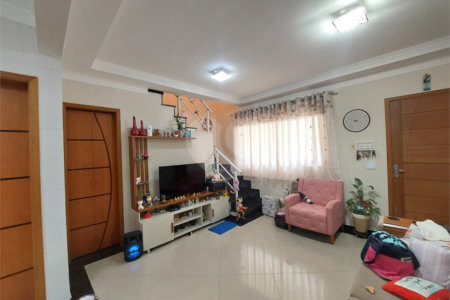 Casa à venda com 3 quartos, sendo 2 suítes,  em Jardim Lallo, São Paulo, SP