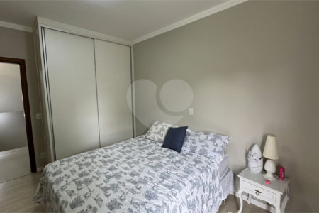 Casa à venda com 3 suítes no condomínio Residencial Delle Stelle, Louveira - SP