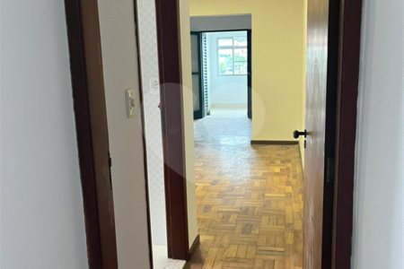 Casa à venda com 5 quartos, sendo 3 suítes,  em Jardim Bonfiglioli, São Paulo, SP