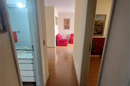 Apartamento à venda com 3 quartos, sendo 1 suíte, em Jardim das Acácias, São Paulo, SP