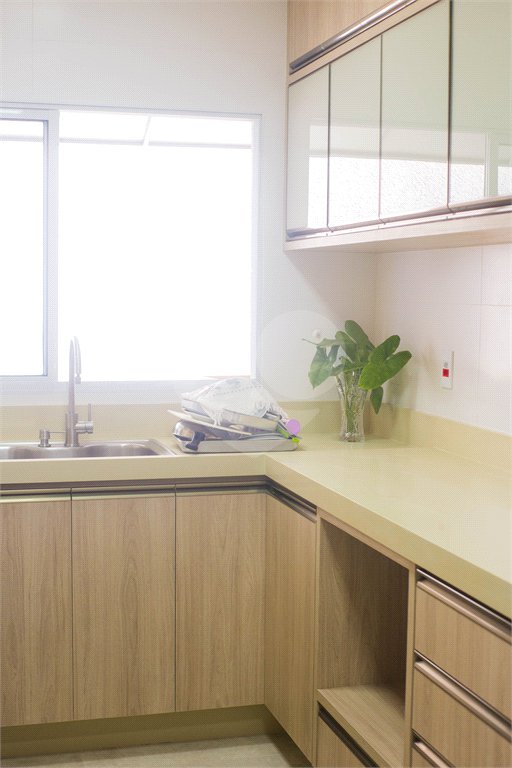Casa à venda com 3 quartos, sendo 1 suíte, no condomínio Residencial Nova Aliança, Ribeirão Preto - SP