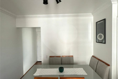 Apartamento à venda com 3 quartos, sendo 1 suíte,  em Vila Suzana, São Paulo, SP