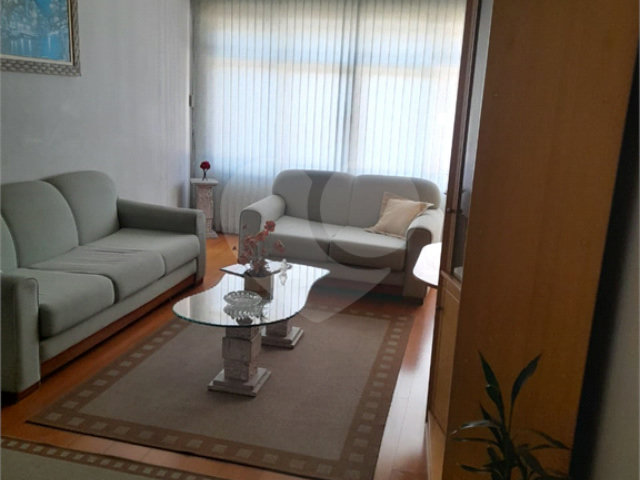 Sobrado à venda com 3 quartos, sendo 1 suíte,  em Parada Inglesa, São Paulo, SP