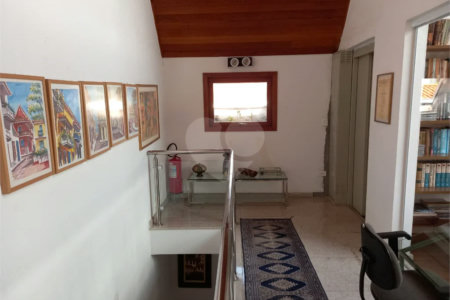 Casa à venda com 5 quartos, sendo 4 suítes, em Jardim São Bento, São Paulo, SP
