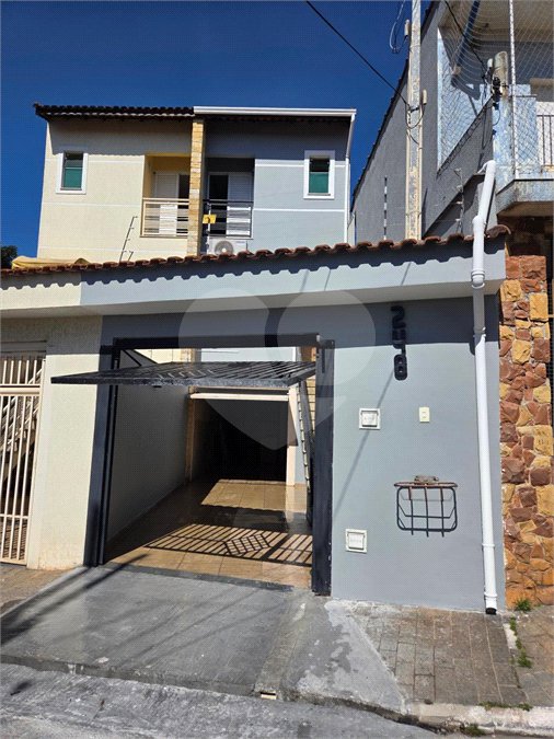 Sobrado à venda com 3 quartos, sendo 1 suíte, em Vila Gustavo, São Paulo, SP