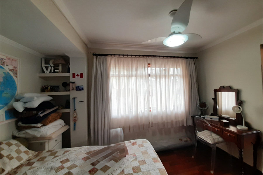 Casa à venda com 4 quartos, sendo 2 suítes,  em Jardim Floresta, São Paulo, SP